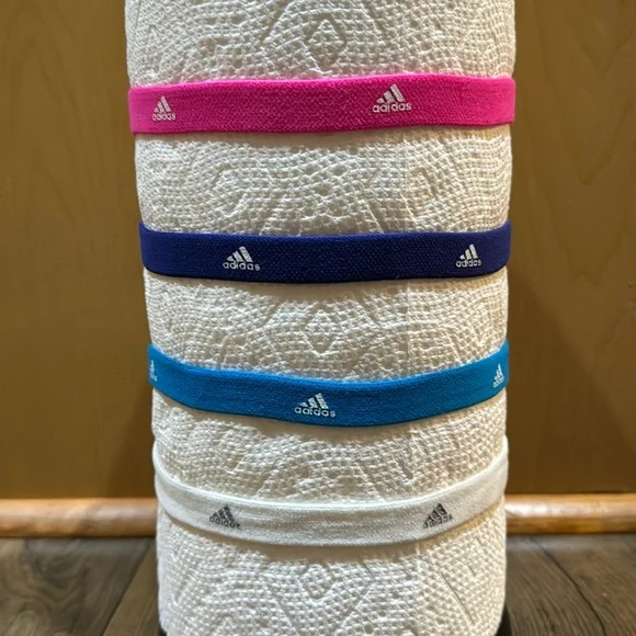 adidas Shell-Inlay Curved Hair Barrette in Black and Gold Tones adidas | Accessories | Adidas Womens Knit Headband Black  main image 2